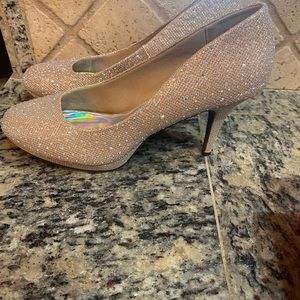 Silver slipper (Gold) 13 medium beautiful shoe